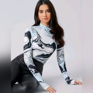 Marble Print Mock-Turtleneck